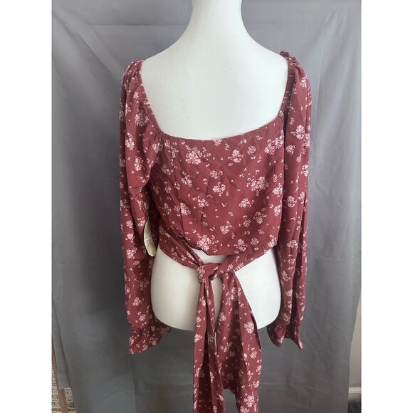 Altar’d State Women’s NWT Mauve Floral Puff Sleeve Crop Top - XL - Picture 2 of 10